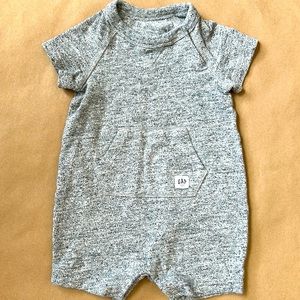 BabyGap Shorty One-Piece 12-18M